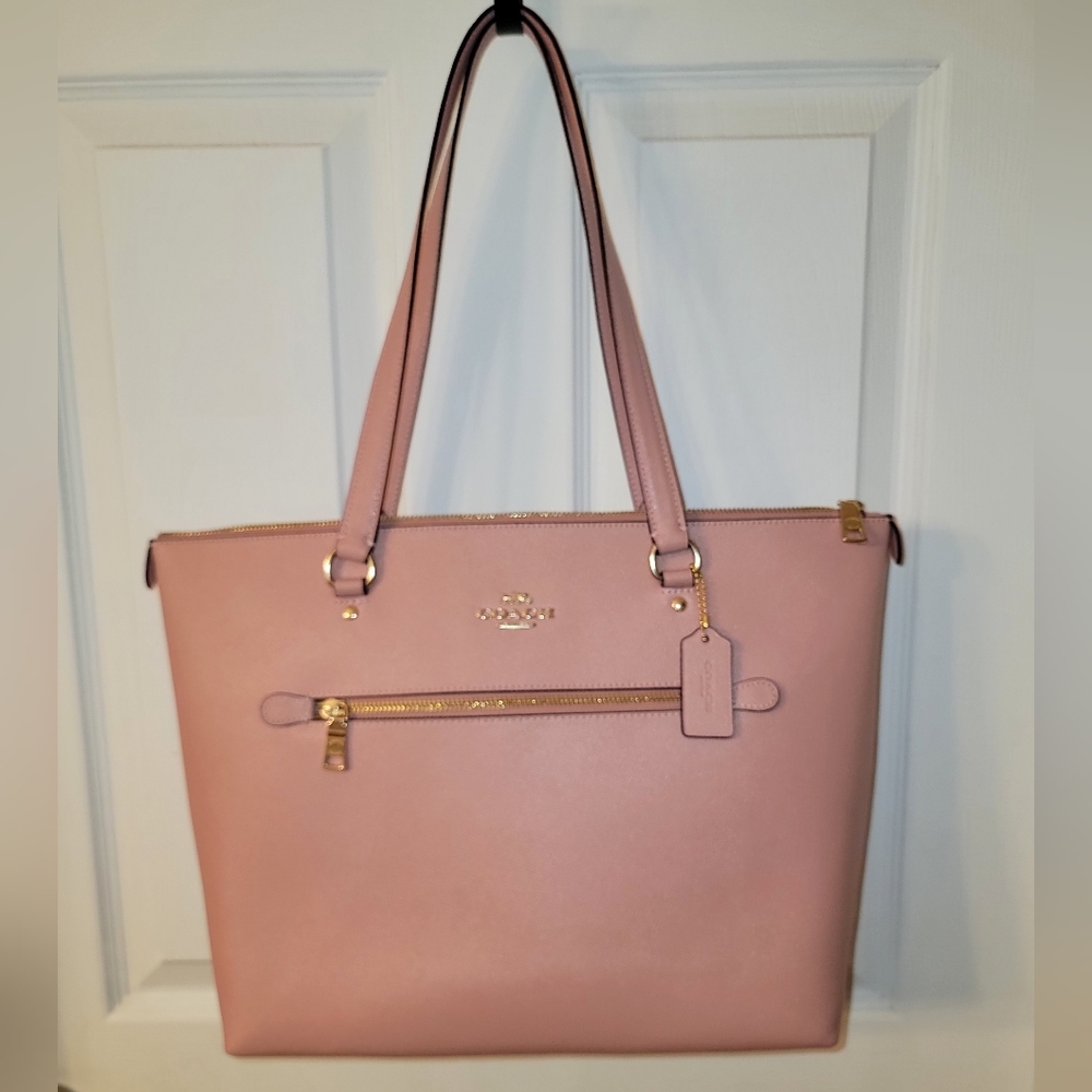 Coach Gallery Tote - Picture 5 of 16